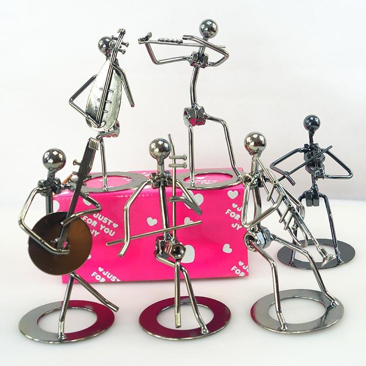 6 Pieces / Set Iron Artist Metal Crafts Band Style Home Decor Small Iron Man Home Ornament