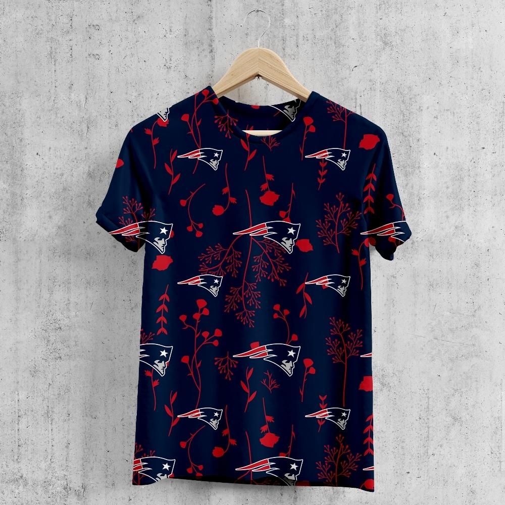 New England Patriots Smart Leaves T-Shirt