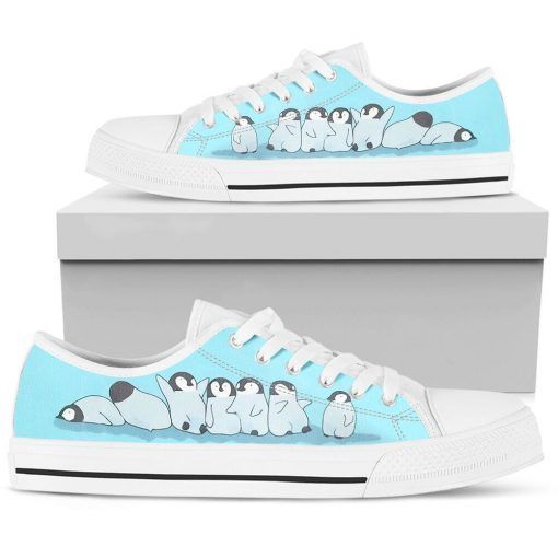 Group Photo Penguins Low Top Shoes