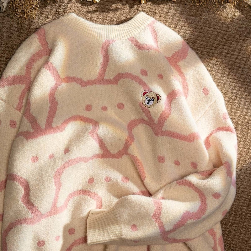 Cute and sweet bear pattern pullover pink sweater for fall and winter 2021 new Japanese college style round neck women’s sweater alx