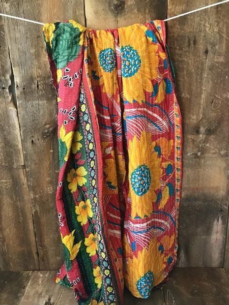 Vintage Kantha DHC260665 Quilt Blanket