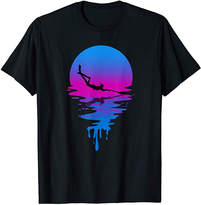 Vintage Retro Sunset Spearfishing T-Shirt