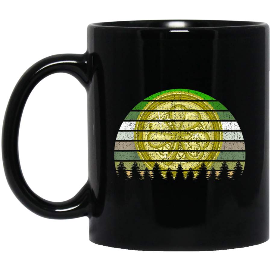 Clover Coin Vintage Retro Sun St Patricks Day Gift Mug