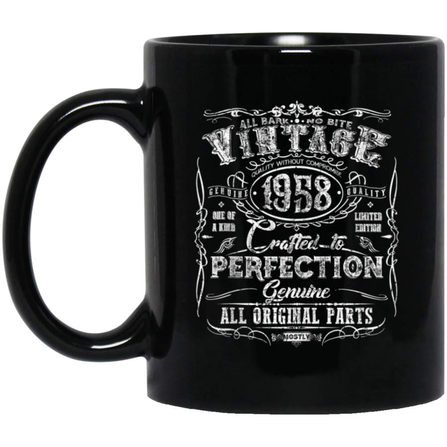 Classic 61st birthday gift for men women Vintage 1958 Coffee Mug