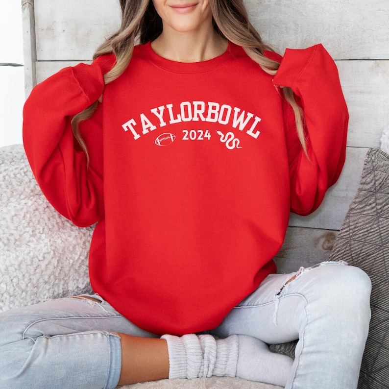 Taylor Bowl Football Shirt – Taylorbowl Sweatshirt – Funny Kansas City Football Party Shirt – Taylor’s Boyfriend – Taylor and Travis Gift