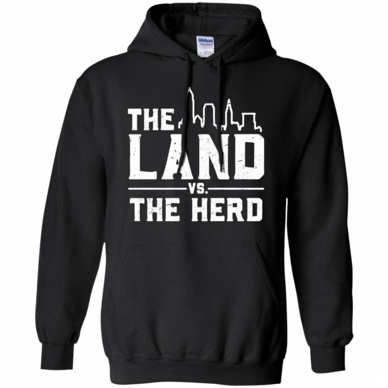 The land vs the hero shirt Hoodie