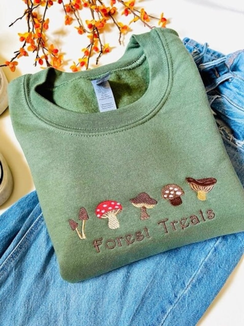 Mushroom Embroidered Sweatshirt 2D Crewneck Sweatshirt All Over Print Sweatshirt For Women Sweatshirt For Men Sws3170