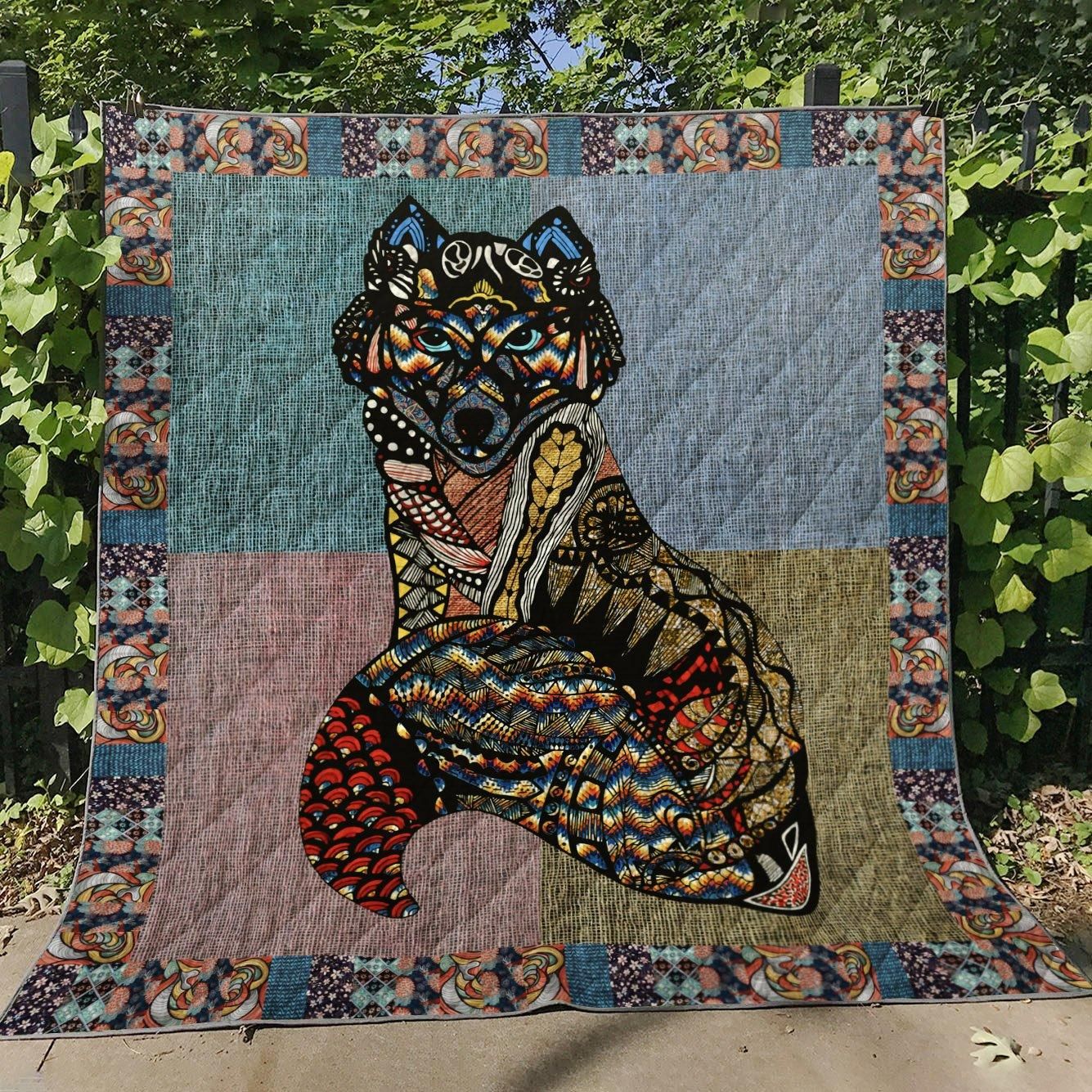 Wolf V3 Quilt Blanket