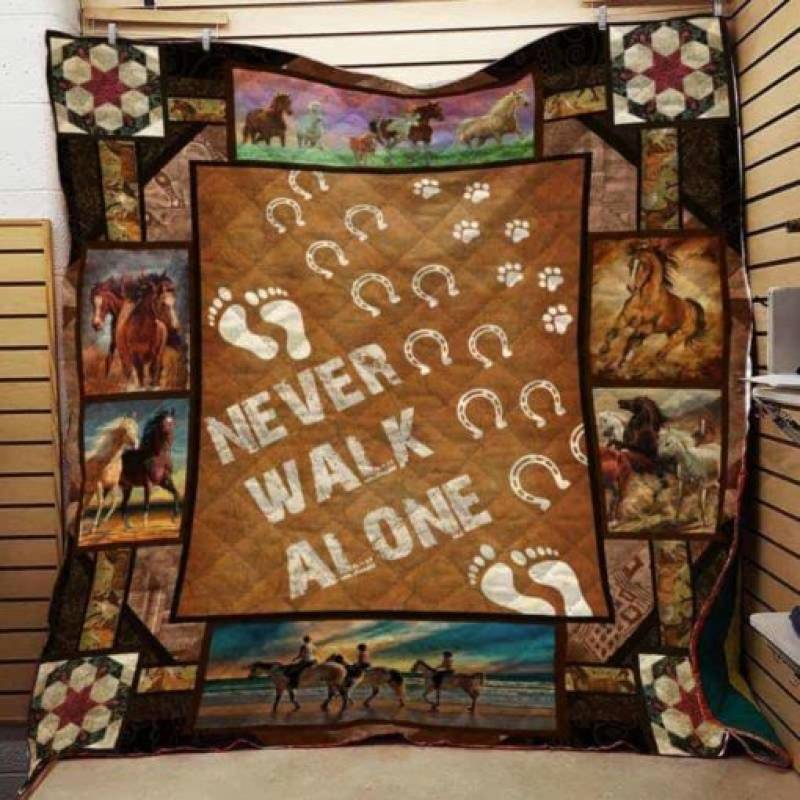 Horse D0401 82O39 Blanket