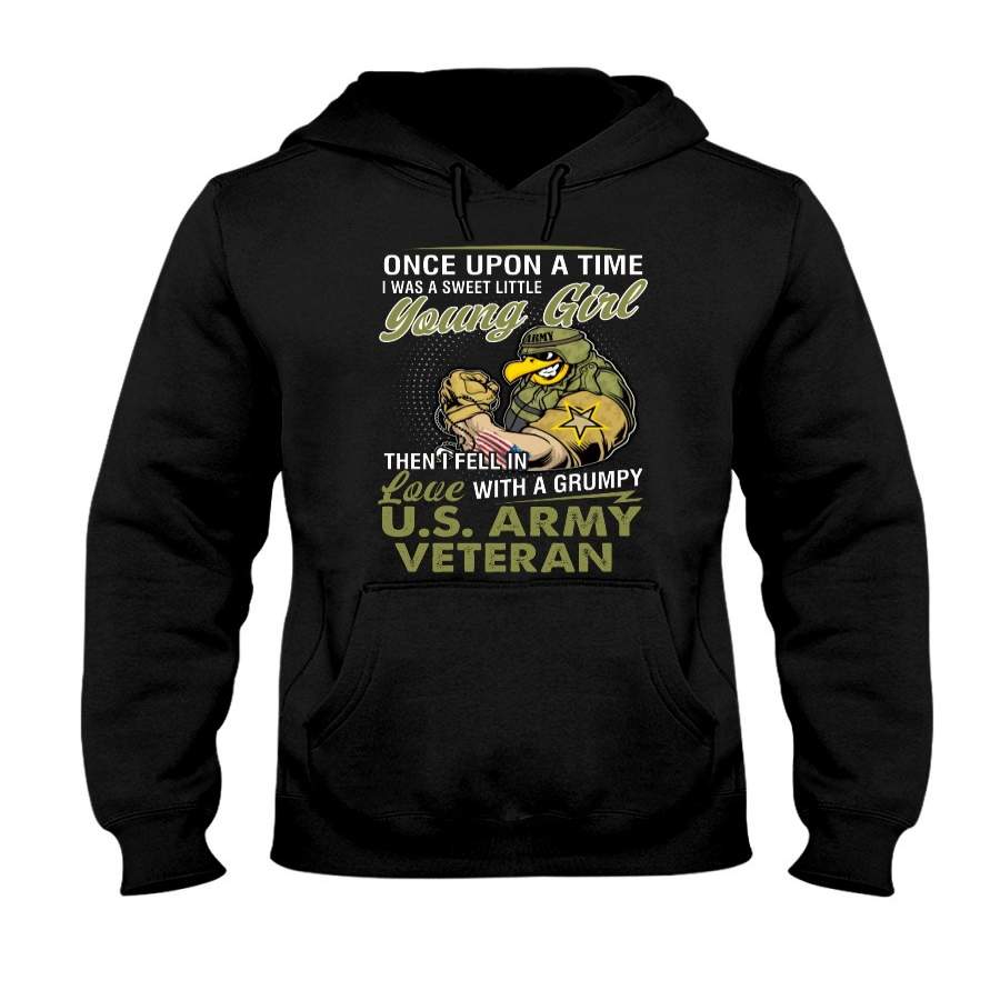 Young Girl Feel In Love With A Grumpy U.S Army Veteran Hoodie