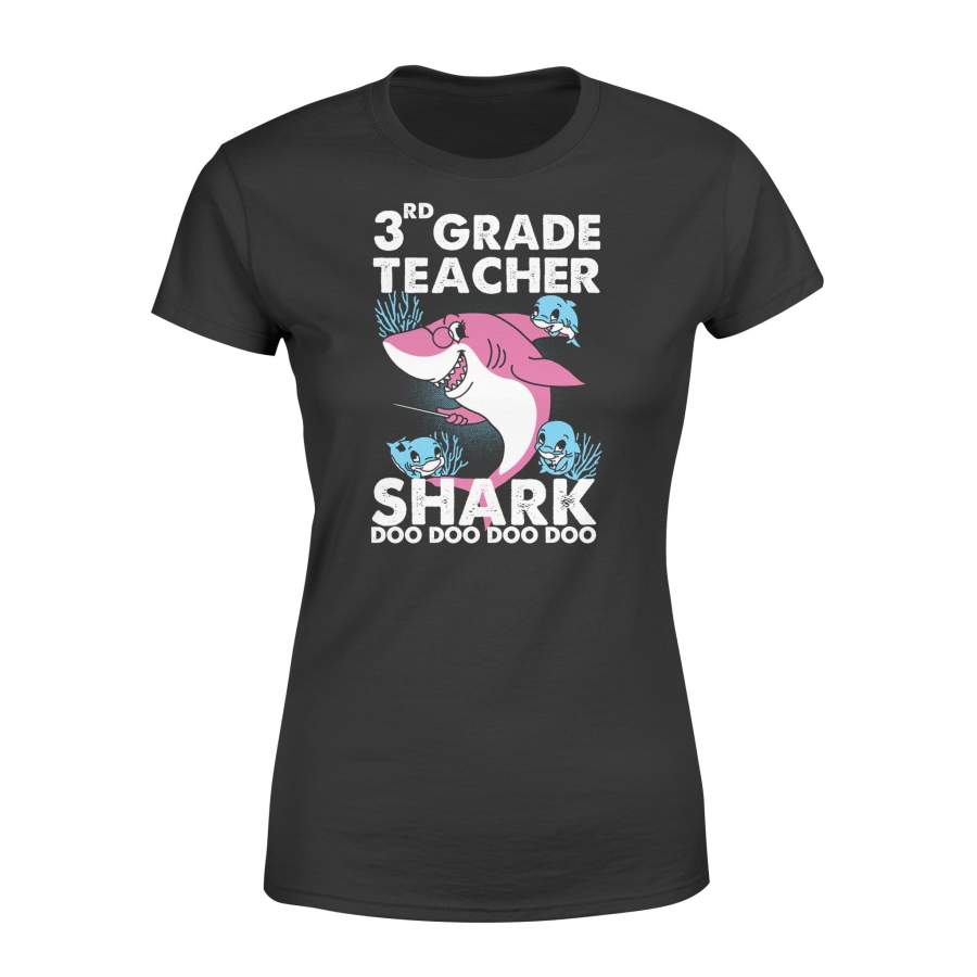 Funny Shirts Teacher shark,Gift for Teacher Plus Size Women T Shirt -QTS69 Color Black, Blue