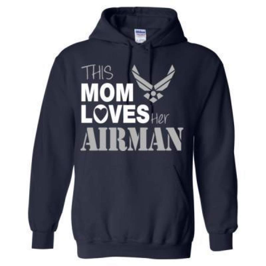 AGR This Mom Loves Her Airman – Heavy Blend™ Hooded Sweatshirt