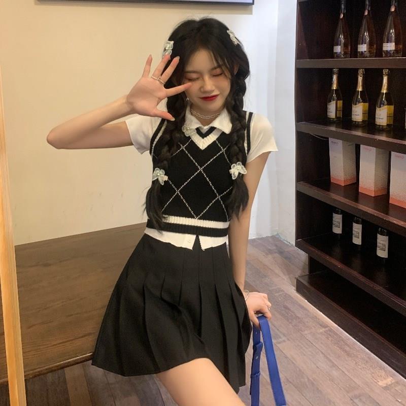 Women Cropped Sweater Vests Argyle Sweet Girl Sleeveless Sweaters Preppy Slim Knitted Tops Korean Fashion Retro V-neck Jumpers alx