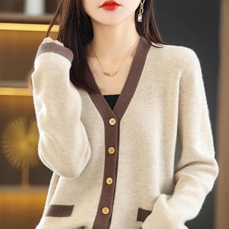 Cardigans sweater female 2022 Early spring cardigan female V -neck loose color matching sweater ingot Spring and autumn sweater alx