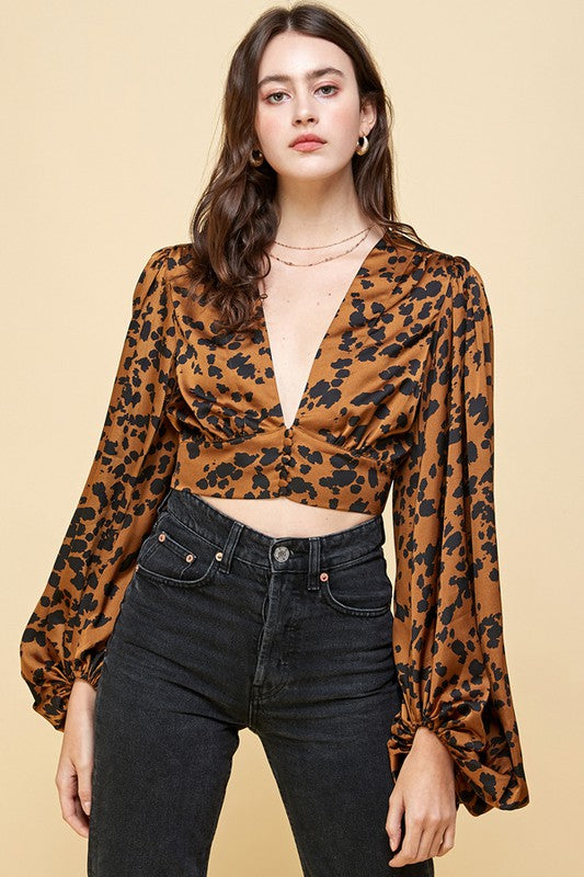 Crop V-Neck Leopard Lantern Sleeve Top