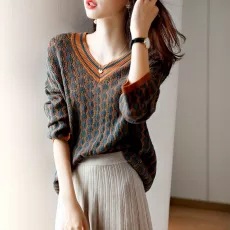 2022 Autumn New Vintage lazy Luxury women set sweater tops loose V-neck long sleeve kniitted sweater + knee length skirt alx