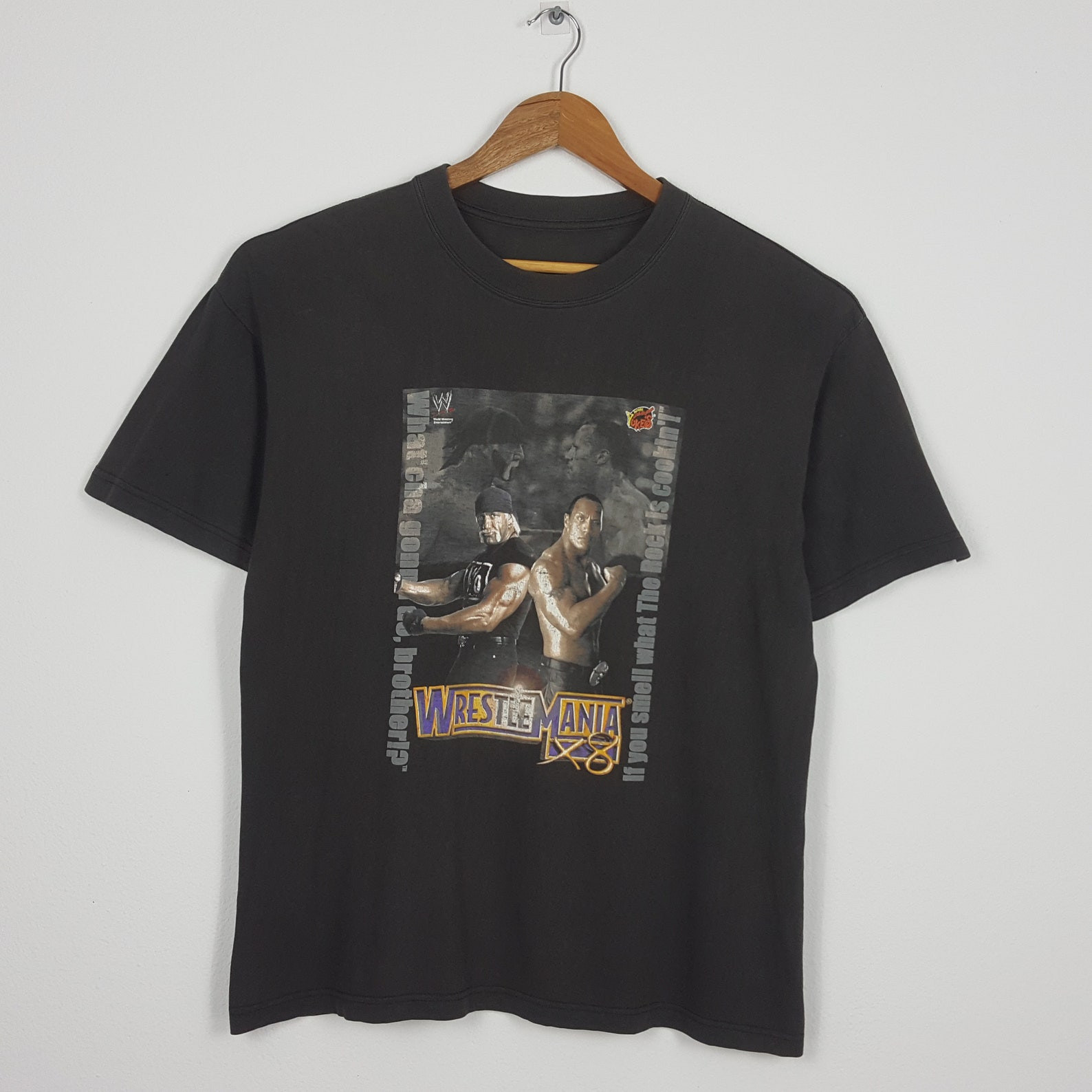 Vintage Wrestling Mania The Rock Vs Hulk Hogan T Shirt