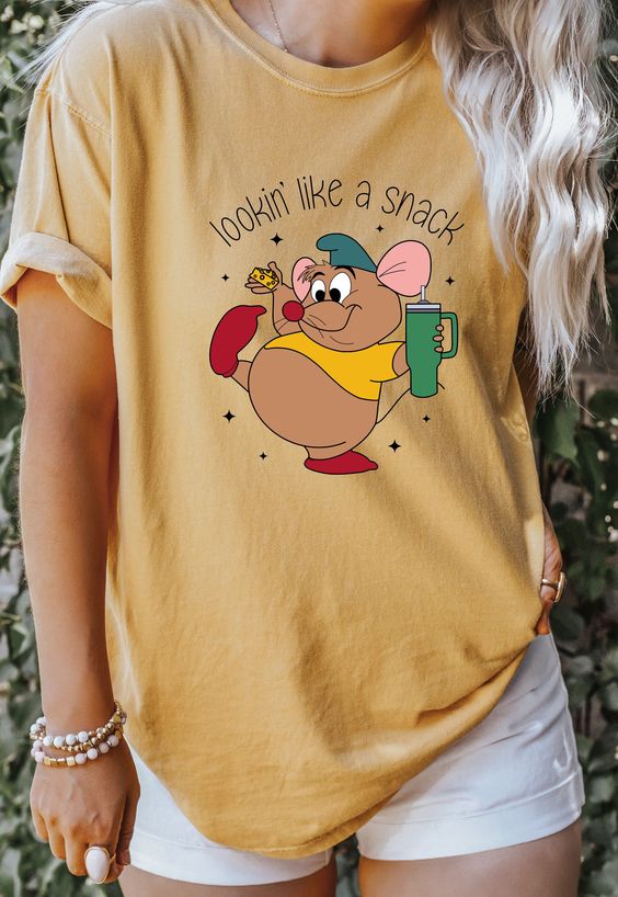 Lookin Like A Snack Shırt, Cute Gus Gus Shirt,Cinderella Shirt,Family Christmas Shirt,Disneyland Trip Shirt, Disney Christmas Shirt, Xmas Shırt