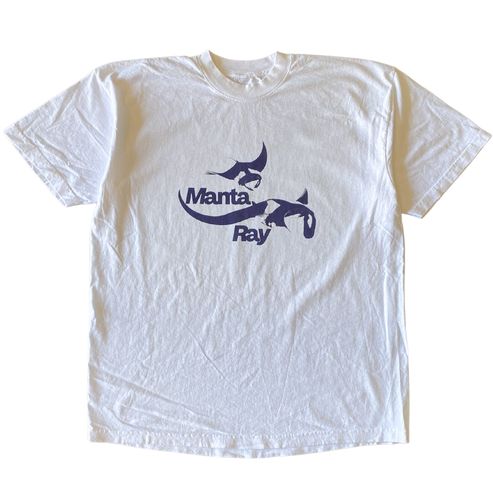 Manta Ray Tee Shirt Outfit