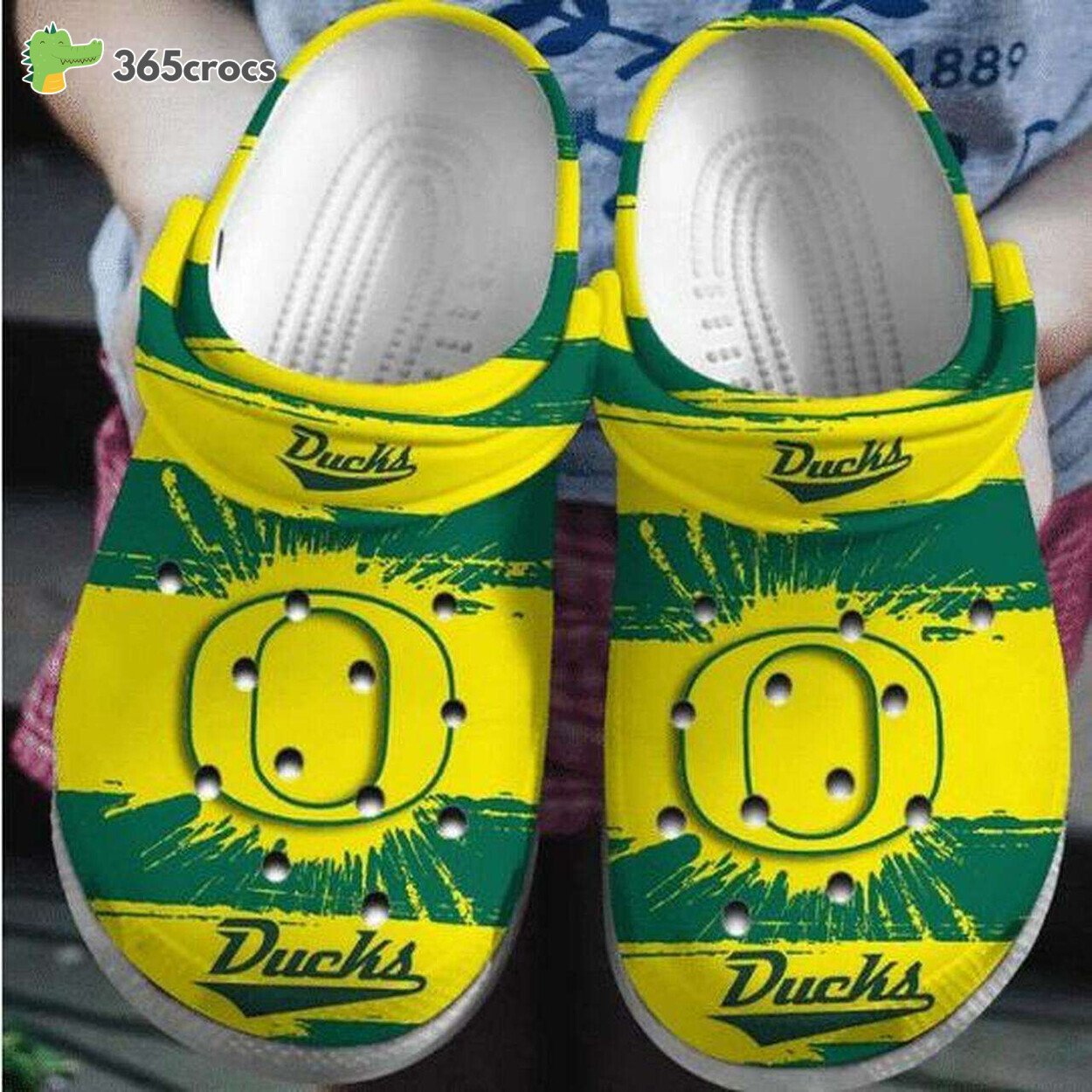 Oregon Ducks NCAA Football Passion Embodied in Classic Clog Footwear