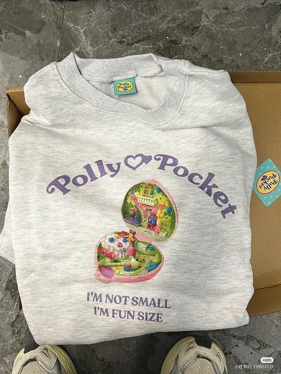 Polly Pocket I m note small I m full size t shirt