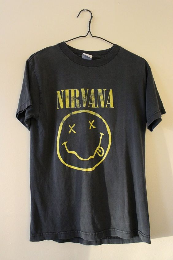 Vintage 90’s Classic Nirvana Smiley T Shirt