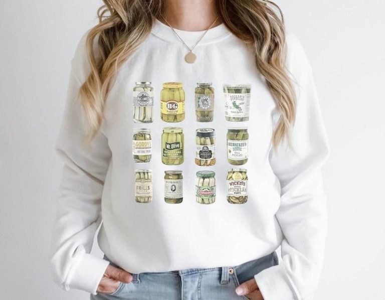 Vintage Canned Pickles Sweatshirt, Canning Season Sweatshirt, Pickle Lovers Sweater, Homemade Pickles Sweater,Pickle Jar Crewneck Sweatshirt