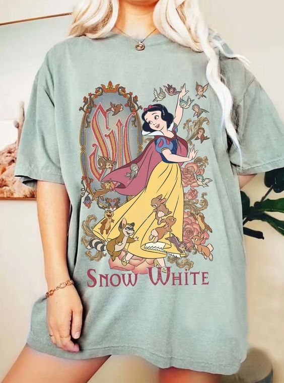 Vintage Disney Snow White Princess Shirt