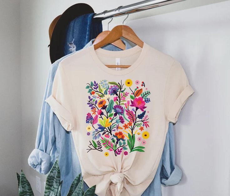 Wildflower Tshirt, Wild Flowers Shirt, Floral Tshirt, Flower Shirt, Gift for Women, Ladies Shirts, Best Friend Gift Shirt,Nature Lover Shirt